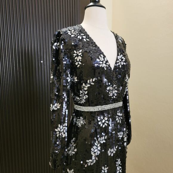 Mac Duggal 93616 Black Embellished Sequin Long Sleeve V Evening Gown Dress 4 - Picture 9 of 13